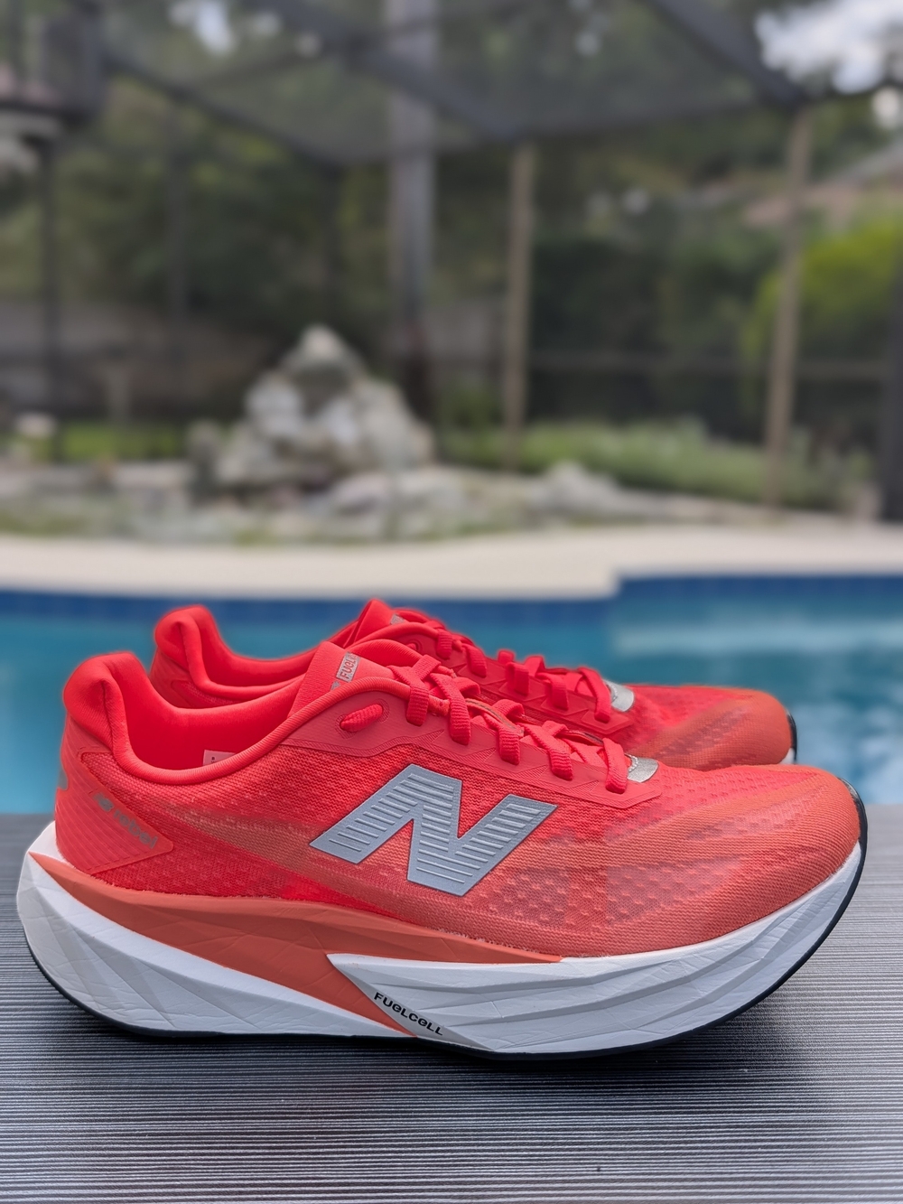 New Balance FuelCell Rebel v5 "Urgent Red" - Women's 10 / Men's 8.5 (WFCXL5A)